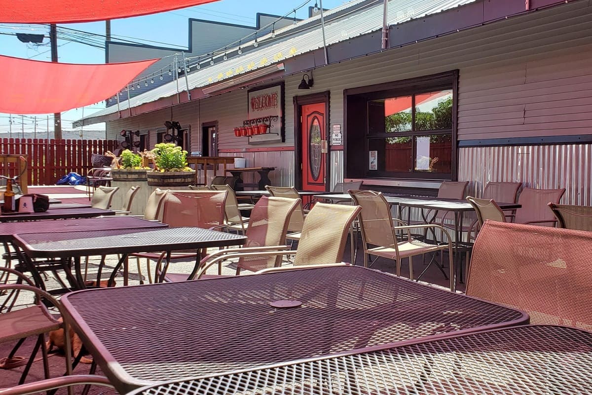 Downtown Klamath Falls dining area